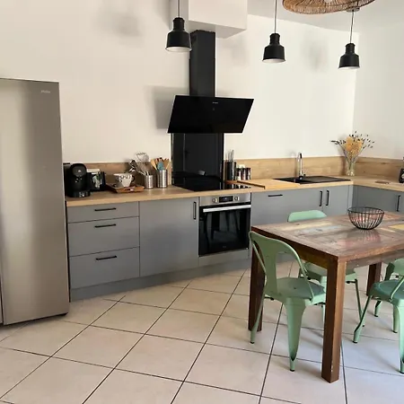 Maison De Charme Avec Patio Et Garage Prive Centre Sète