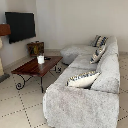 Maison De Charme Avec Patio Et Garage Prive Centre Tatil Evi *